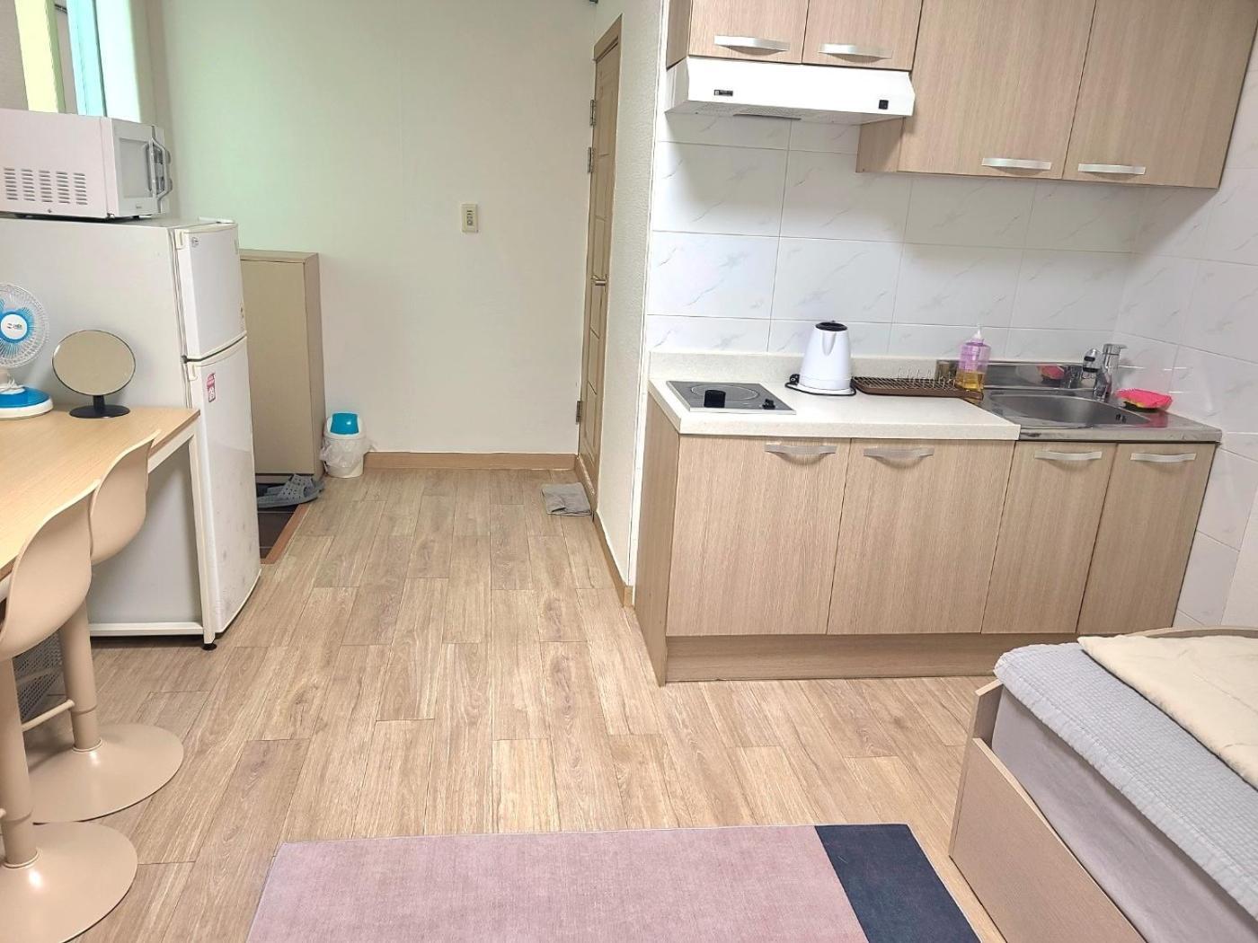 Guest house Hongdae, Sinchon Yeonhui House Seoul