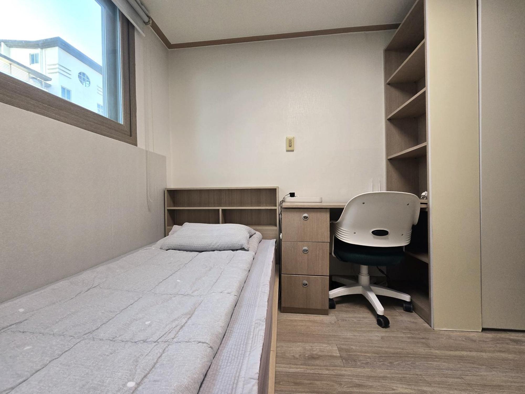 Hongdae, Sinchon Yeonhui House Guest house Seoul